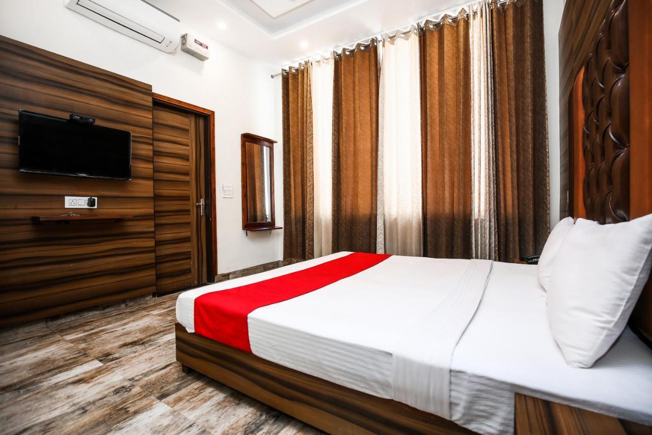 Hotel Woodcrest Zirakpur Chandigarh - Luxury Rooms 외부 사진