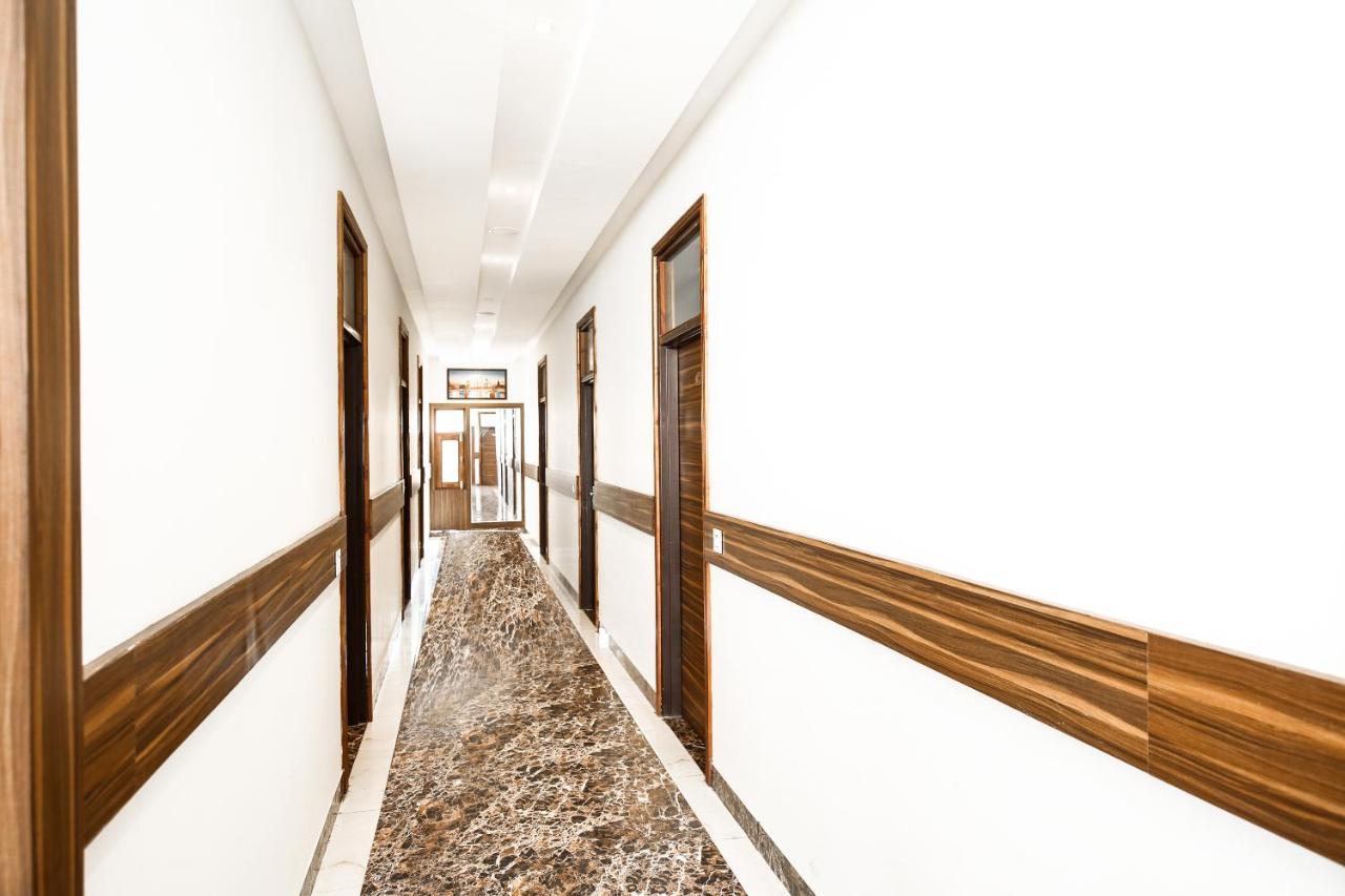 Hotel Woodcrest Zirakpur Chandigarh - Luxury Rooms 외부 사진
