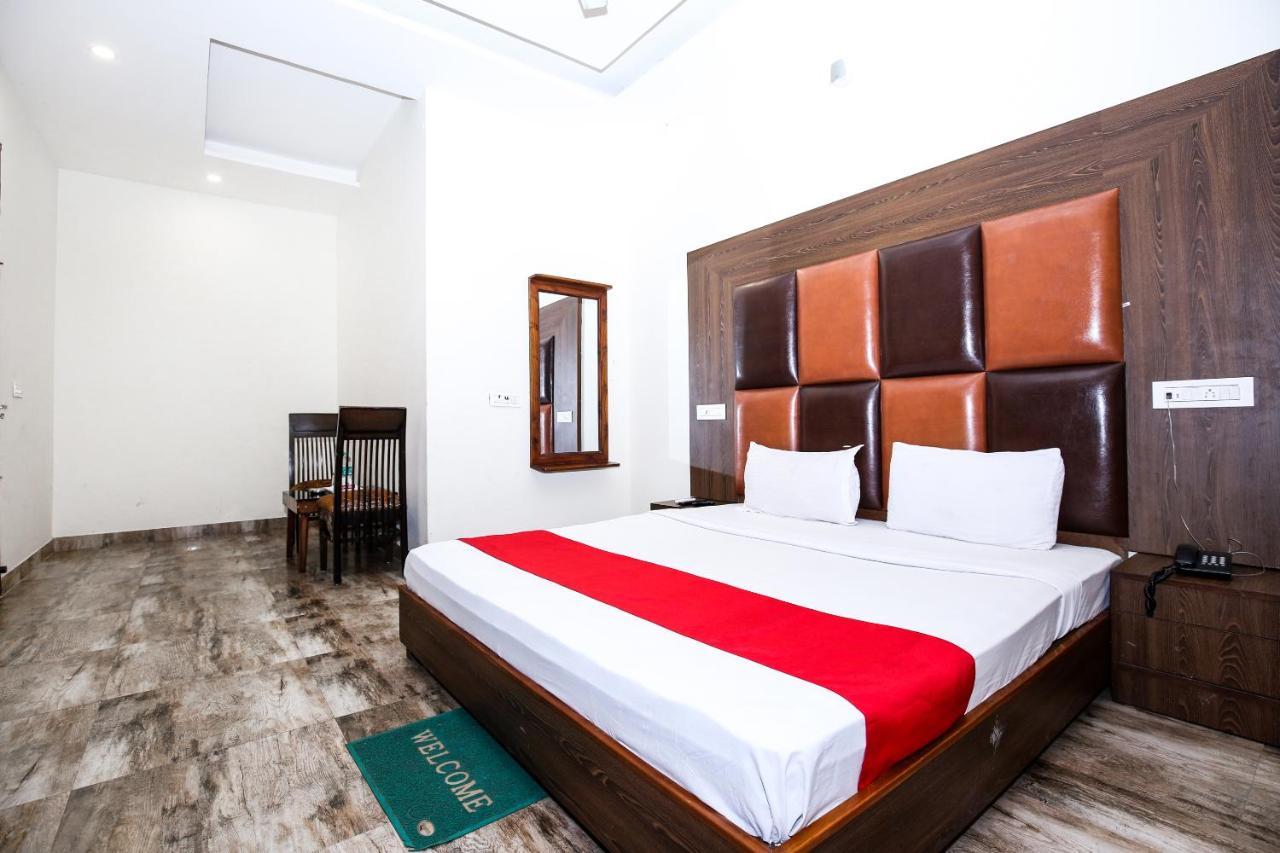 Hotel Woodcrest Zirakpur Chandigarh - Luxury Rooms 외부 사진