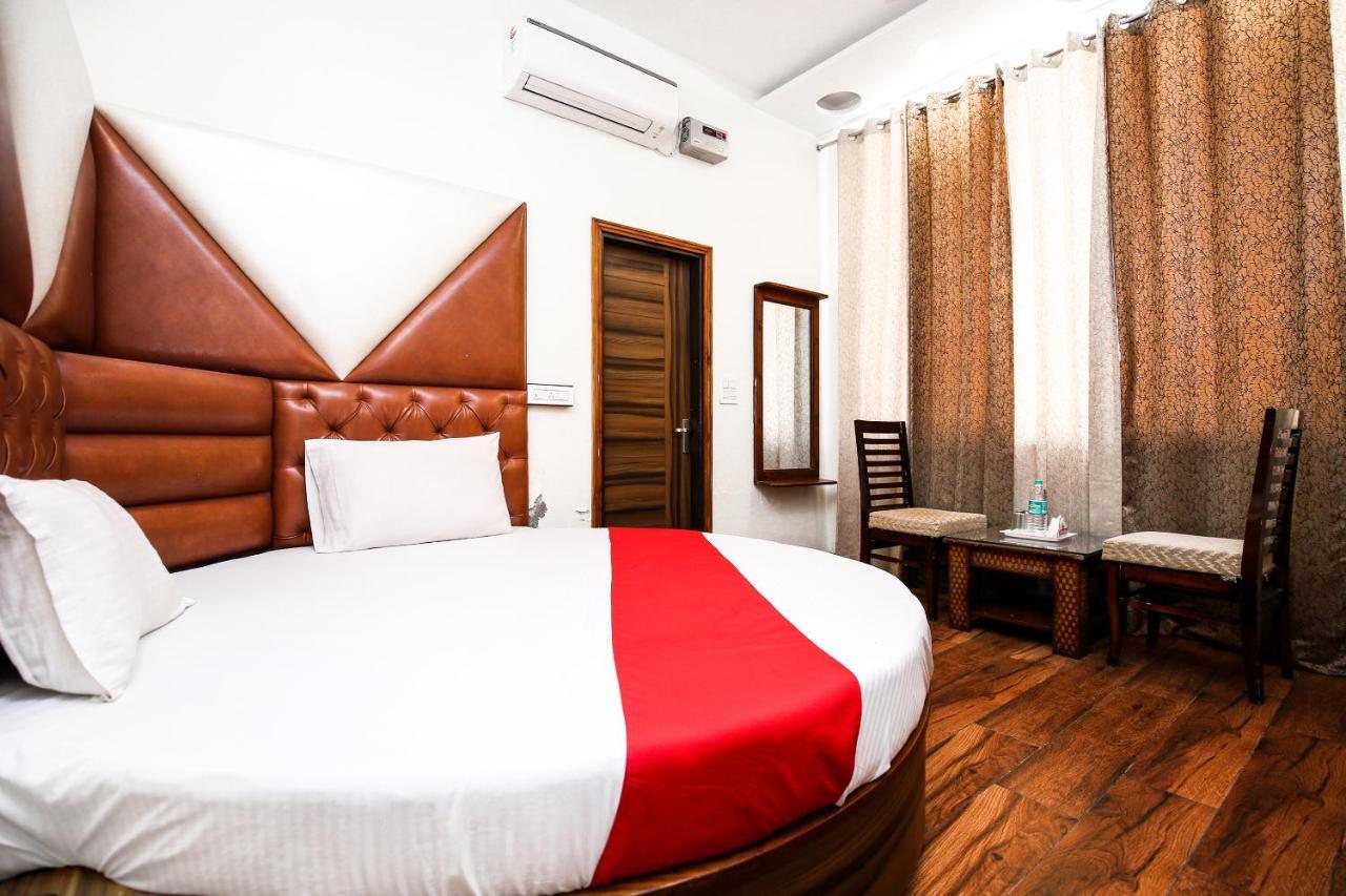 Hotel Woodcrest Zirakpur Chandigarh - Luxury Rooms 외부 사진